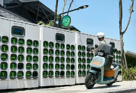Gogoro and Belrise are wagering $2.5 billion on battery-swapping infrastructure in Maharashtra