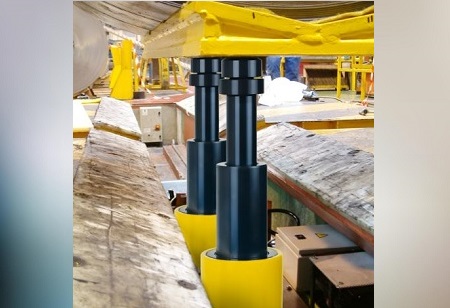 Higher lifts with Enerpac telescopic cylinders