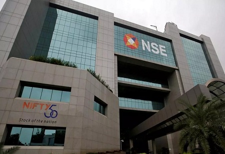 NSE launches WTI crude oil and natural gas futures contracts