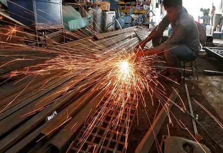 India manufacturing exports to reach $1 trillion by FY28: Report