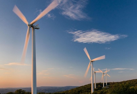 Suzlon bags order to supply wind turbines totalling 48.3 MW to Adani Green Energy