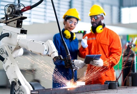 India Rises as Growth Engine with April PMI Highest Among Major Economies  