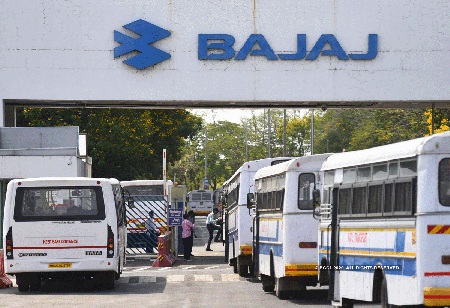 Bajaj Auto to buyback shares at Rs 4,600 per share