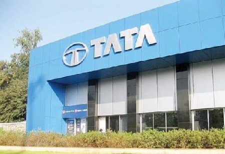 Tata Motors signs PPA with Tata Power to develop onsite solar project