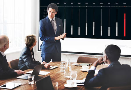 A Step-by-Step Guide on How to Become a Chief Financial Officer