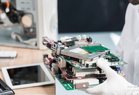Cabinet Approves ₹22,919 Cr Scheme to Boost Local Electronics Supply