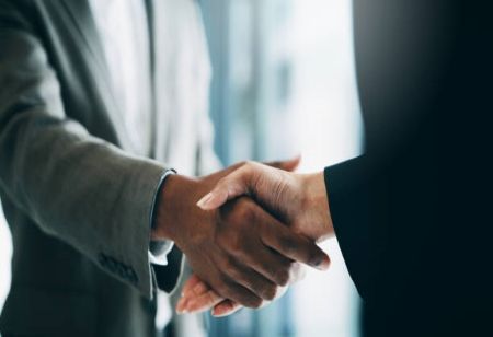 JSW Group Pursuing Chinese Partnerships to Enter EV Market