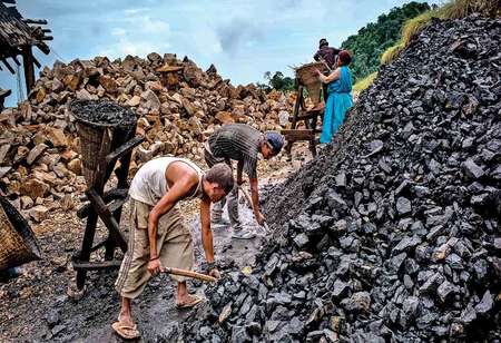 Coal India expected to post marginal production degrowth in FY21
