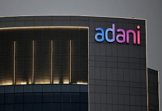 Adani Green & UAE Renewable Energy Deal Boosts India Power Growth 