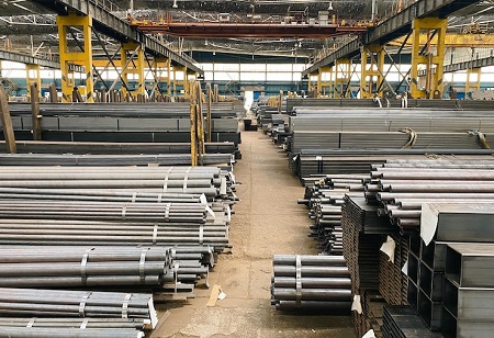 Hindalco to Expand Aditya Aluminium Unit with ₹10,225 Cr Hindalco Industries