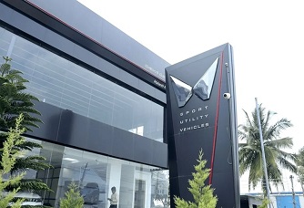 Mahindra & HPCL Join Hands to Boost EV Charging Across India