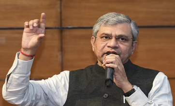 India Smartphone Exports Hit $30 Billion, Says Ashwini Vaishnaw