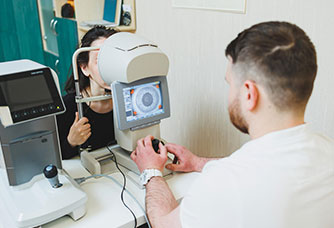 How to Conduct Monthly Eyewash Equipment Performance Checks