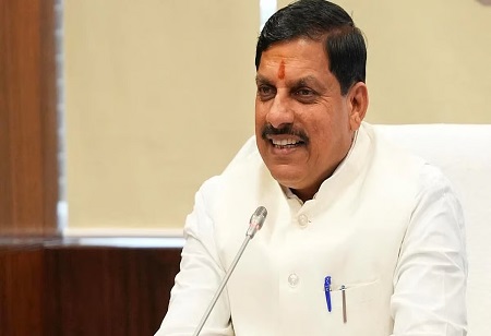 Madhya Pradesh Secures Rs 14,600 Cr Investment at Kolkata Summit