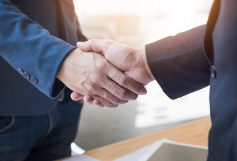HPCL, Tata Motors Join Hands for Used Lubricant Recycling Pilot HPCL, Tata Motors Join Hands for Used Lubricant Recycling Pilot